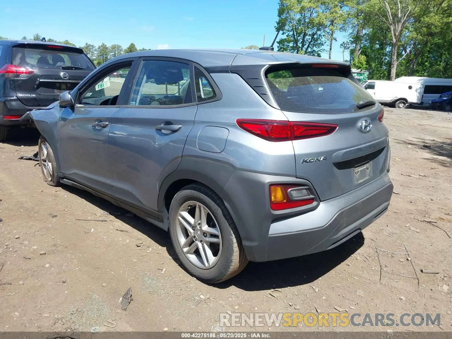 3 Photograph of a damaged car KM8K1CAA9MU723192 HYUNDAI KONA 2021