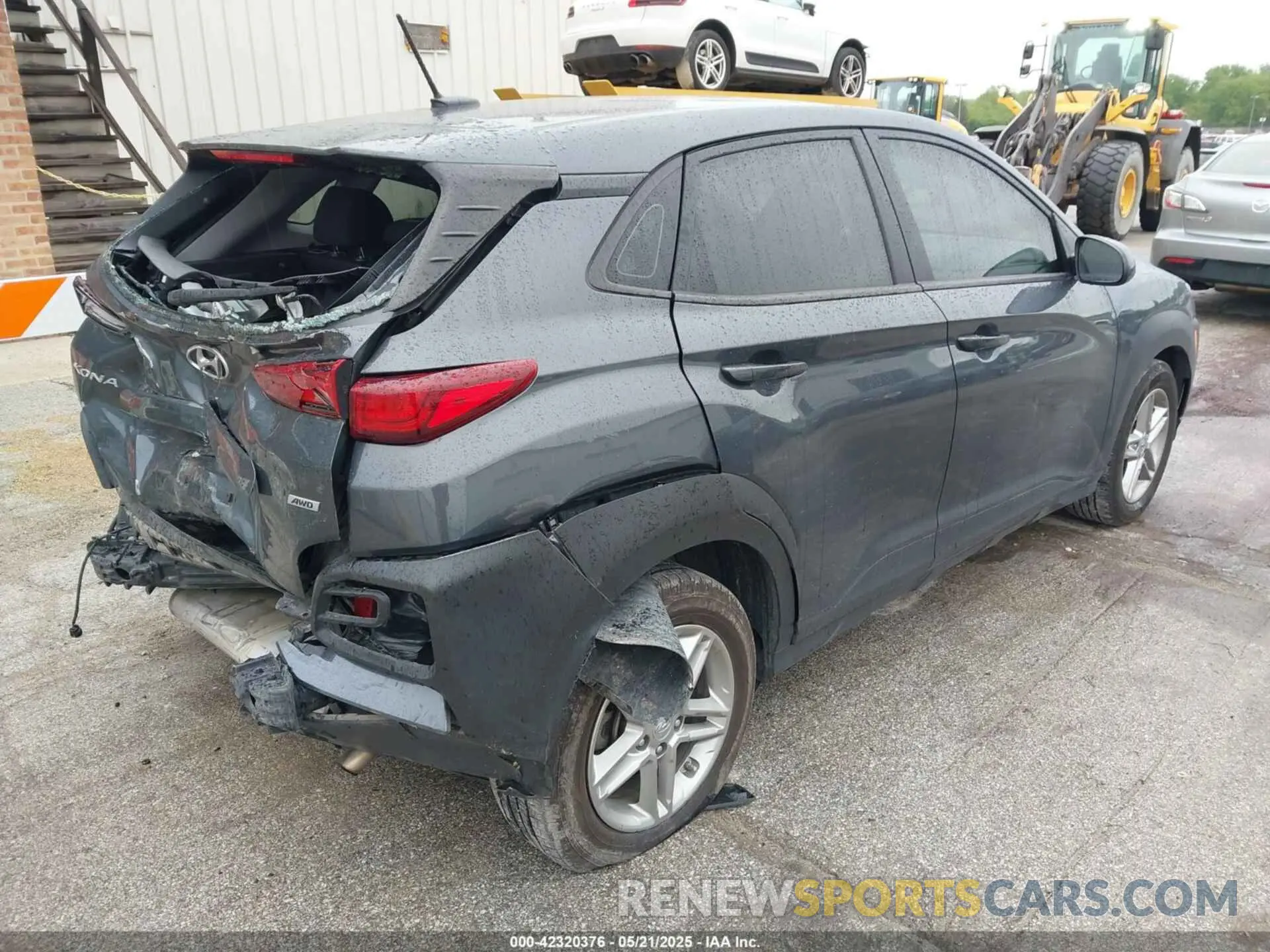 4 Photograph of a damaged car KM8K1CAAXMU740034 HYUNDAI KONA 2021