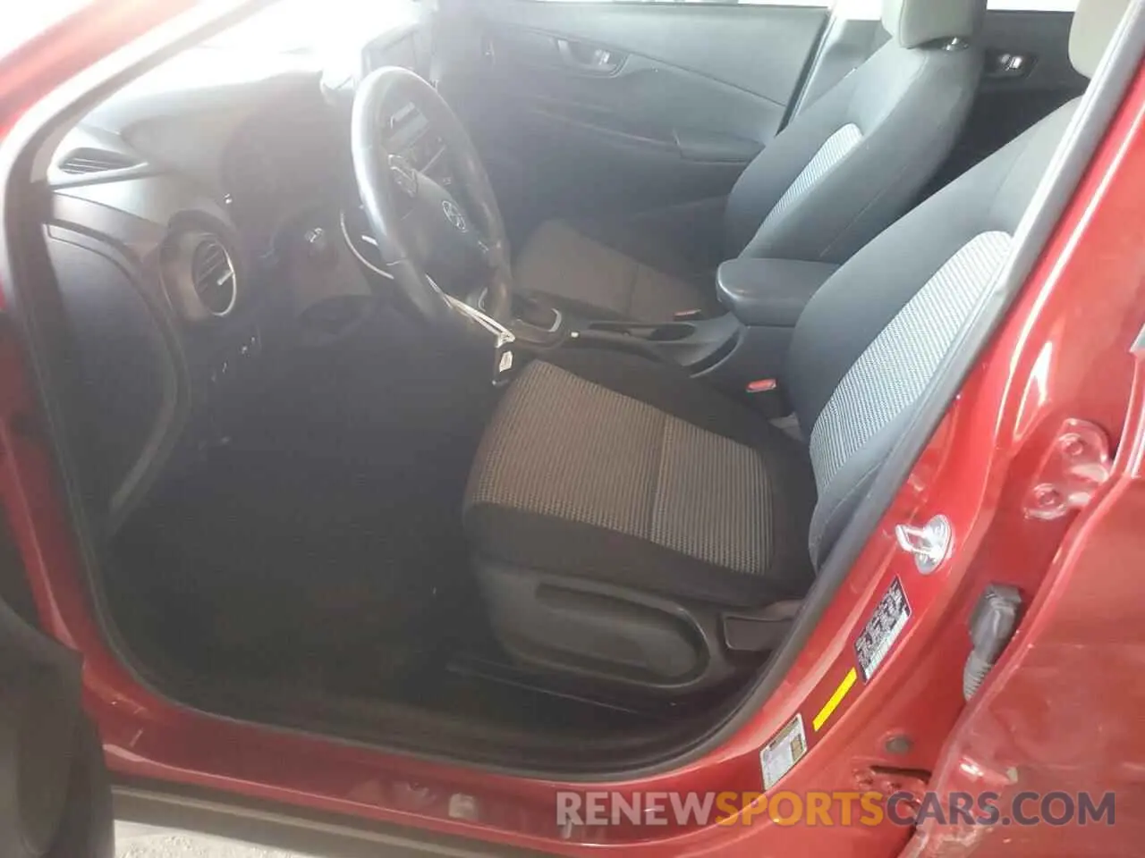 7 Photograph of a damaged car KM8K22AA0MU615762 HYUNDAI KONA 2021