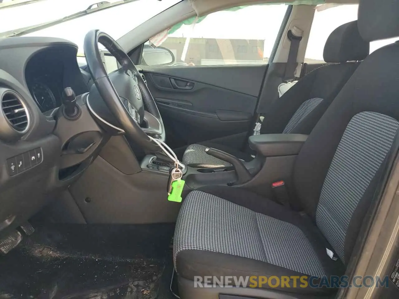 7 Photograph of a damaged car KM8K22AA0MU667764 HYUNDAI KONA 2021
