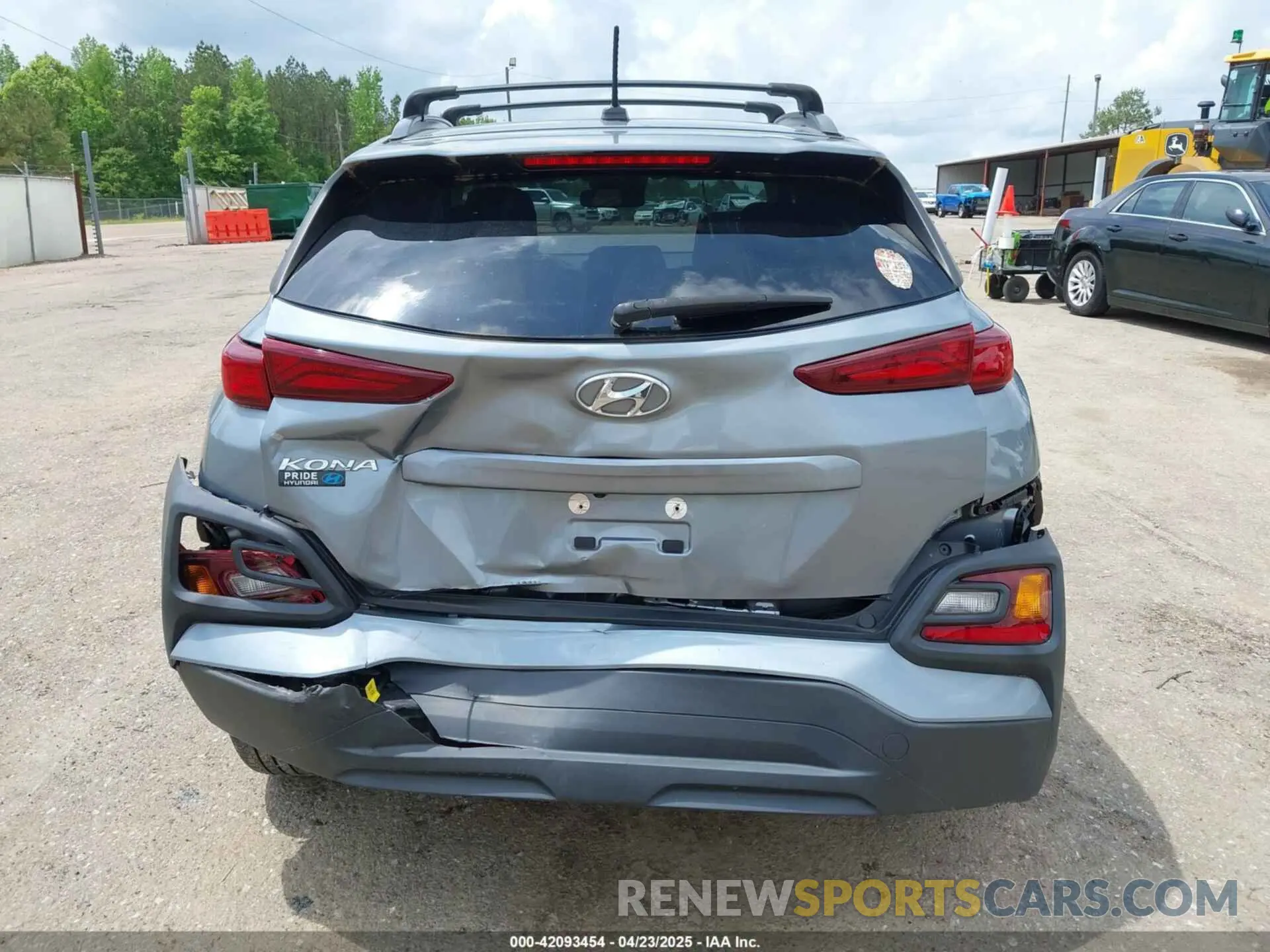 16 Photograph of a damaged car KM8K22AA2MU601507 HYUNDAI KONA 2021