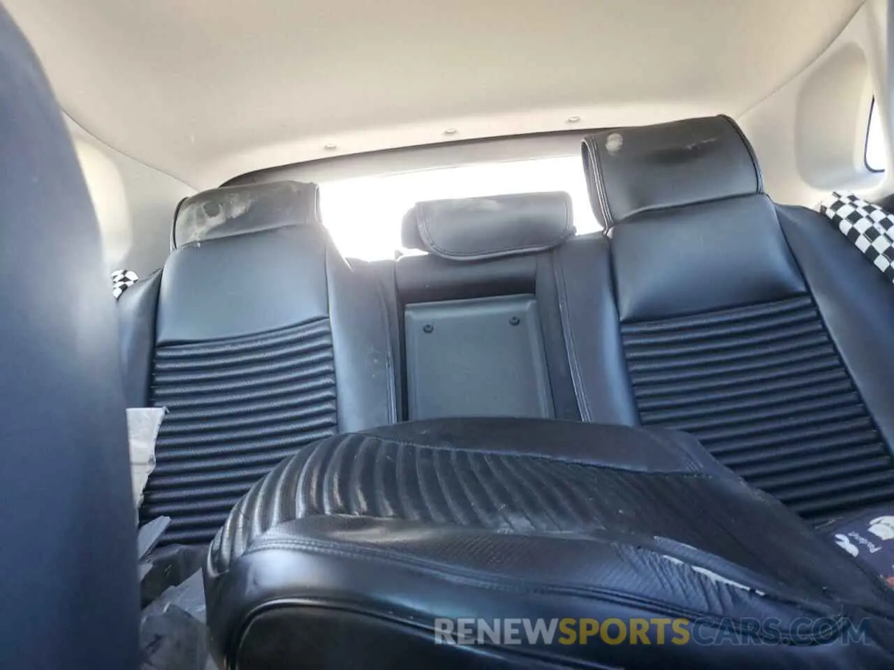 10 Photograph of a damaged car KM8K22AA2MU738964 HYUNDAI KONA 2021
