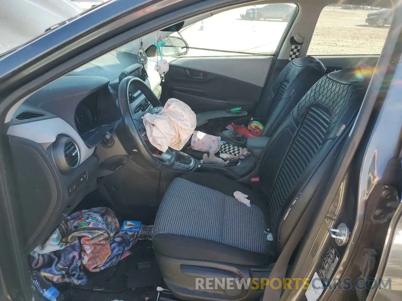 7 Photograph of a damaged car KM8K22AA2MU738964 HYUNDAI KONA 2021