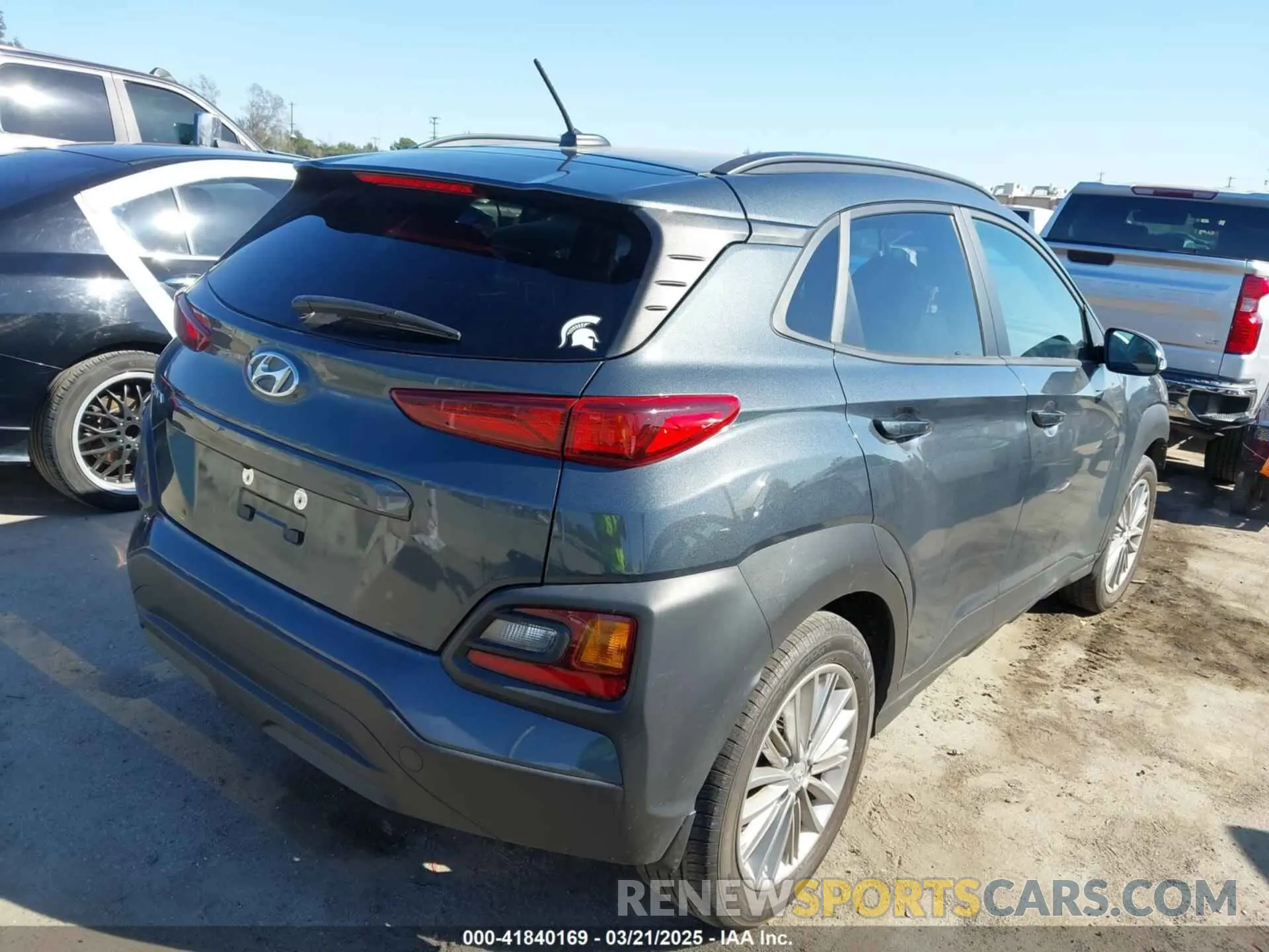 4 Photograph of a damaged car KM8K22AA3MU670951 HYUNDAI KONA 2021