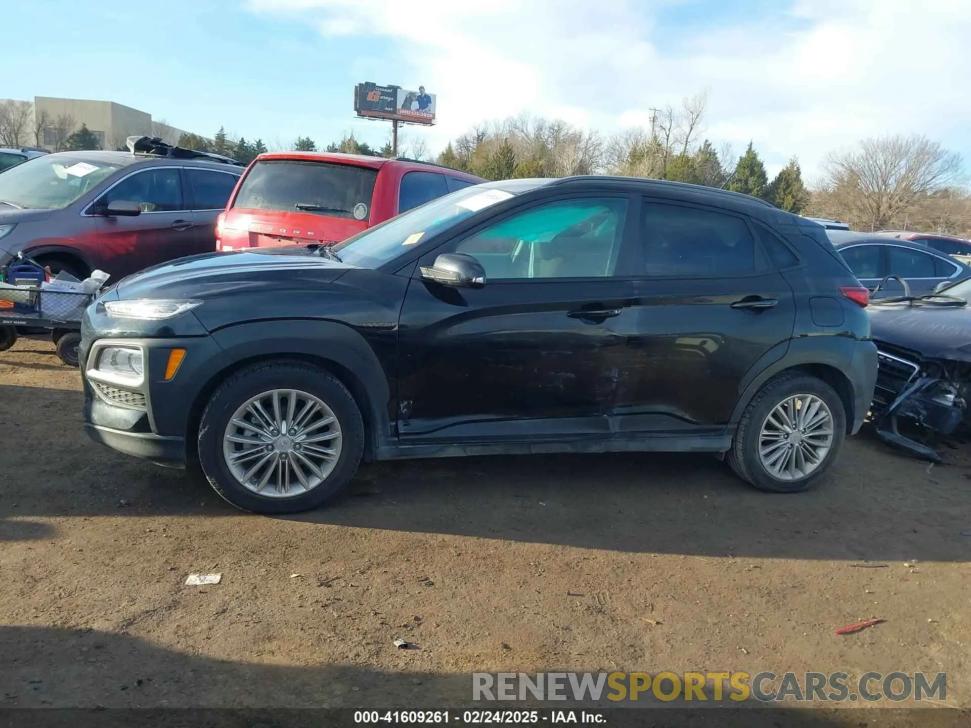 14 Photograph of a damaged car KM8K22AA3MU747284 HYUNDAI KONA 2021