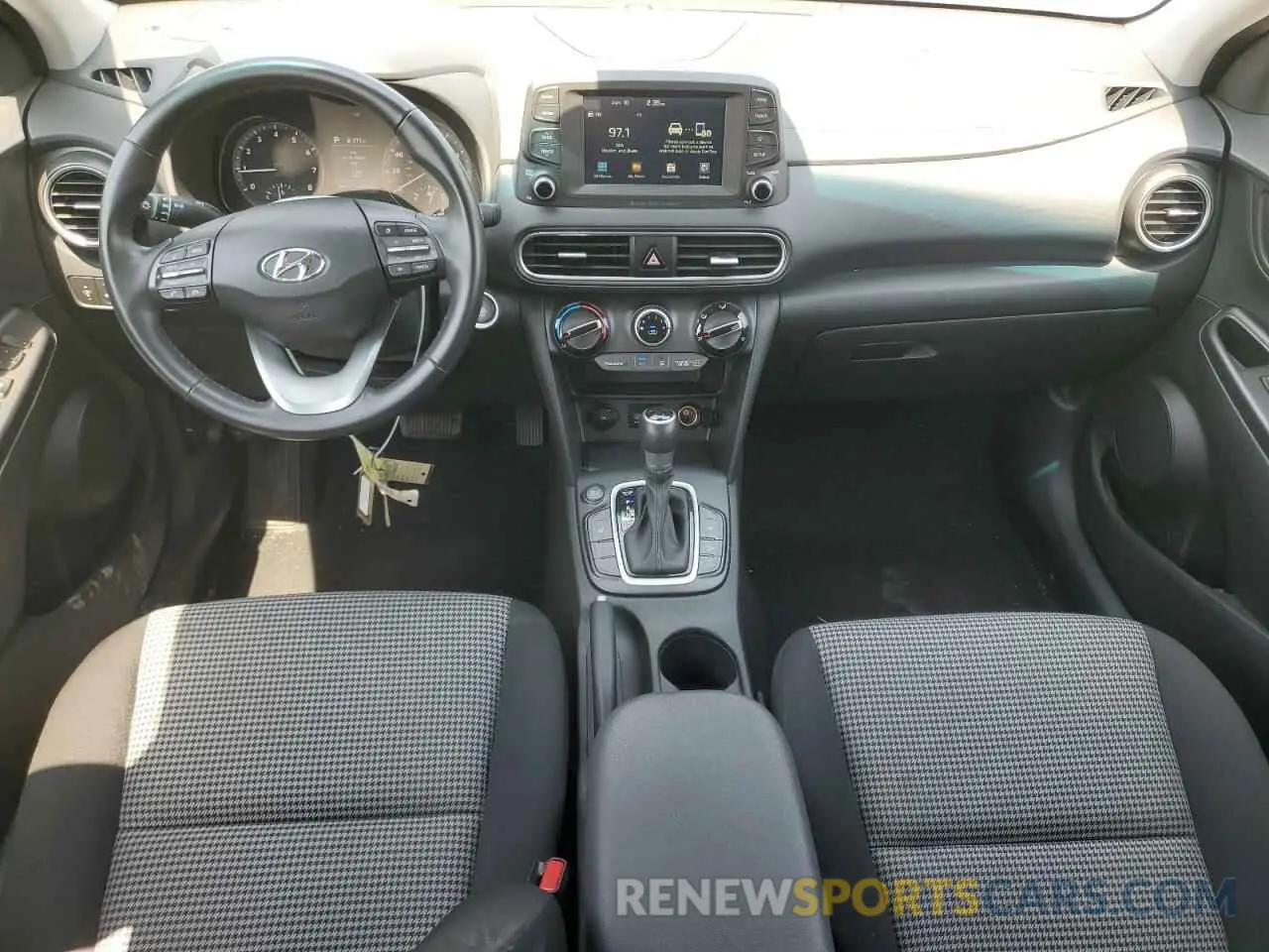 8 Photograph of a damaged car KM8K22AA4MU603470 HYUNDAI KONA 2021