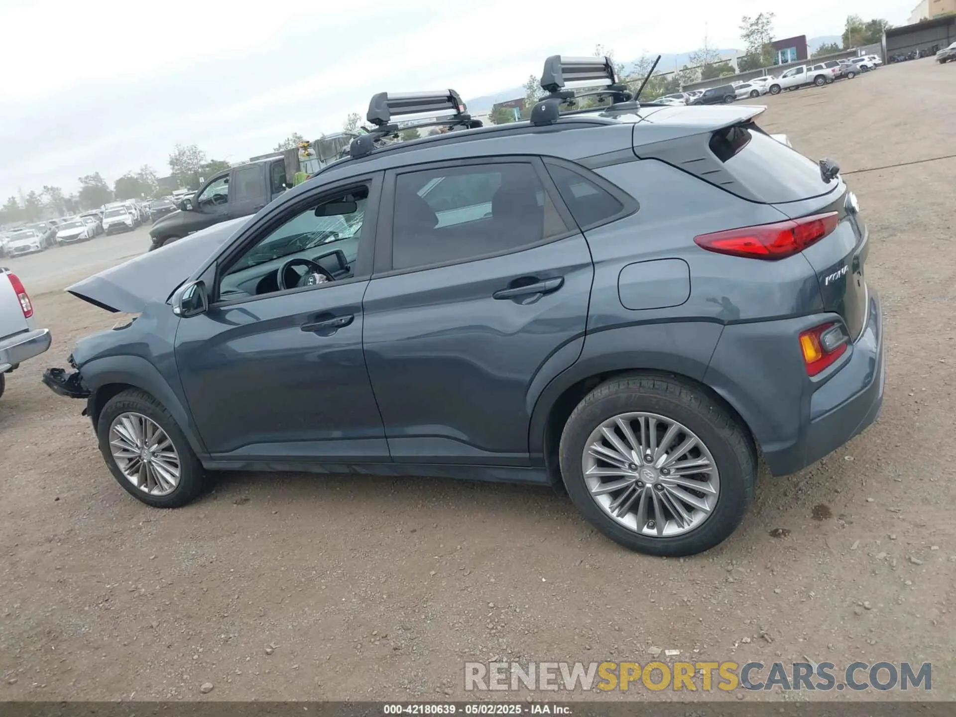 13 Photograph of a damaged car KM8K22AA5MU603865 HYUNDAI KONA 2021