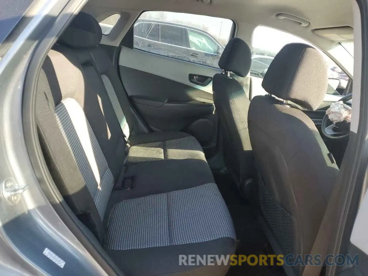 10 Photograph of a damaged car KM8K22AA5MU616812 HYUNDAI KONA 2021