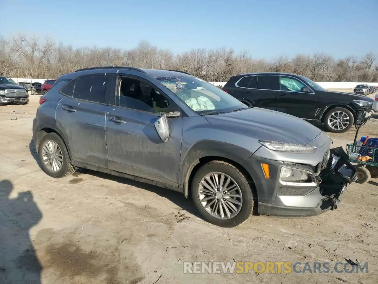 4 Photograph of a damaged car KM8K22AA5MU616812 HYUNDAI KONA 2021