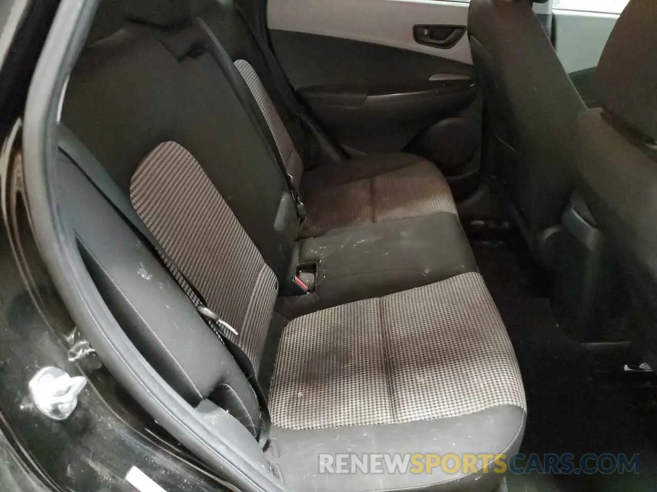 10 Photograph of a damaged car KM8K22AA5MU686407 HYUNDAI KONA 2021