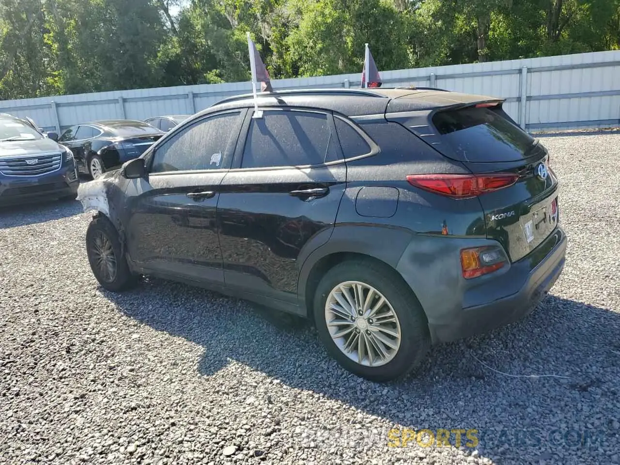 2 Photograph of a damaged car KM8K22AA6MU599177 HYUNDAI KONA 2021