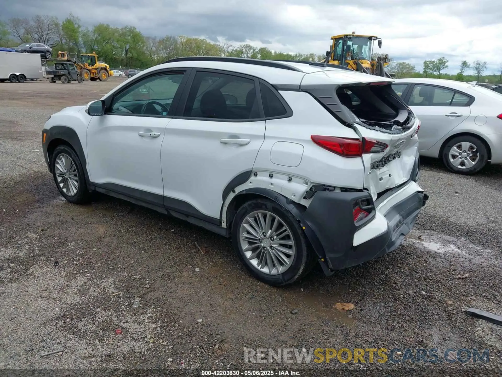 3 Photograph of a damaged car KM8K22AA6MU600814 HYUNDAI KONA 2021
