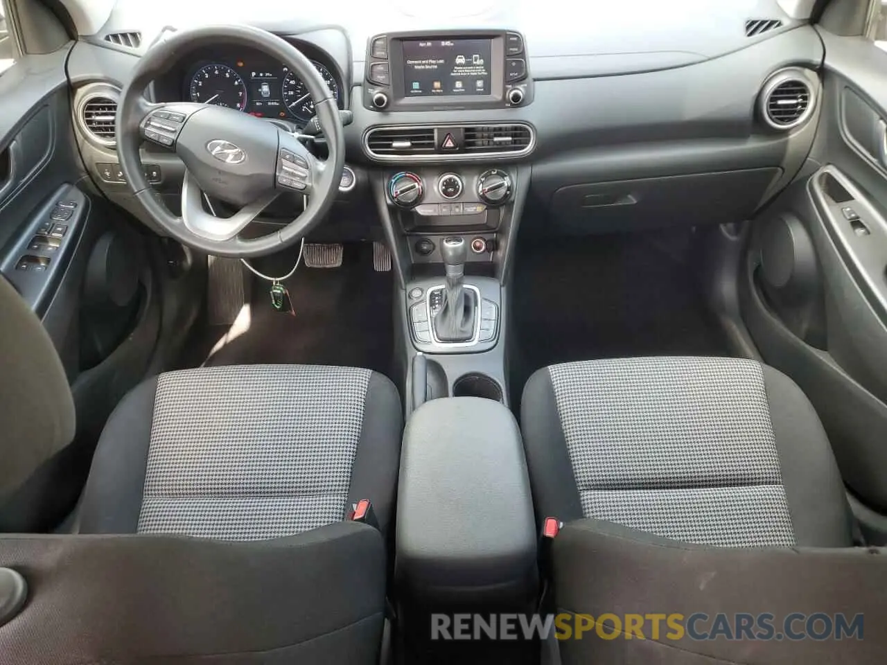8 Photograph of a damaged car KM8K22AA7MU629528 HYUNDAI KONA 2021