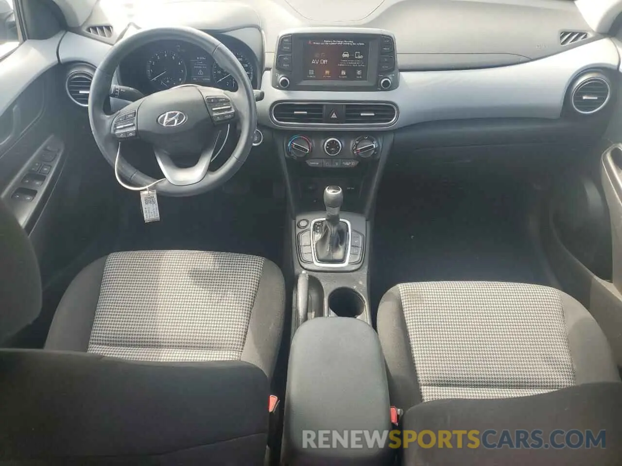8 Photograph of a damaged car KM8K22AA8MU638416 HYUNDAI KONA 2021