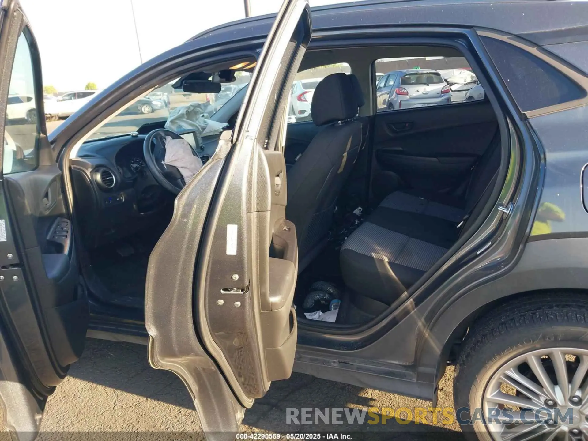 8 Photograph of a damaged car KM8K22AA8MU709713 HYUNDAI KONA 2021