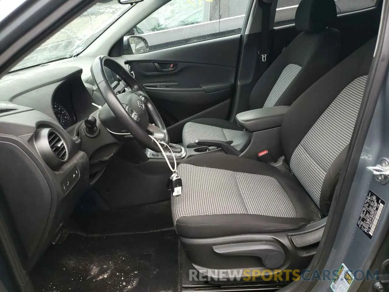7 Photograph of a damaged car KM8K2CAA0MU655085 HYUNDAI KONA 2021