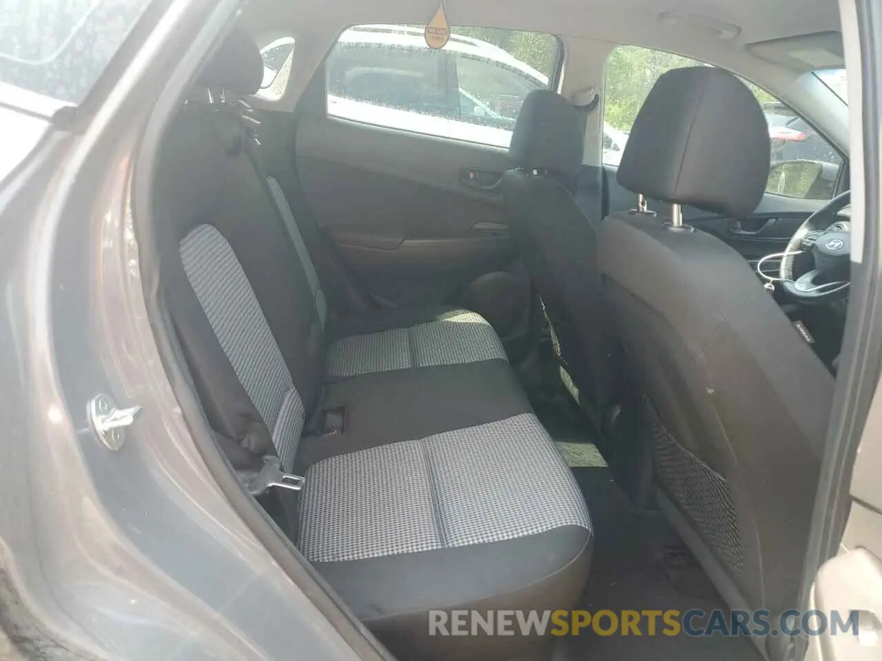 11 Photograph of a damaged car KM8K2CAA2MU669554 HYUNDAI KONA 2021