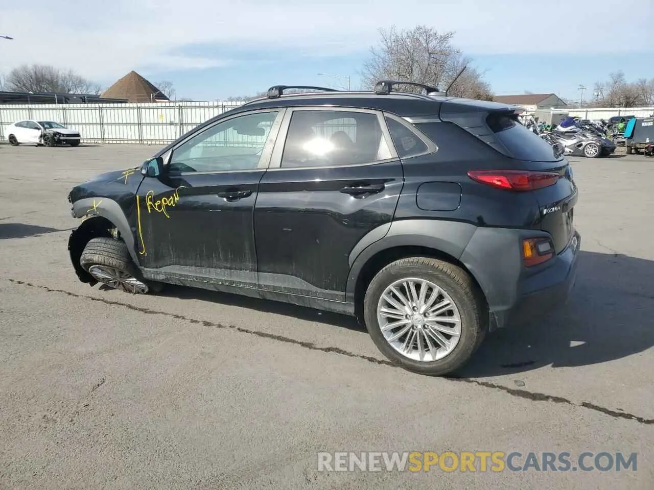 2 Photograph of a damaged car KM8K2CAA3MU717563 HYUNDAI KONA 2021