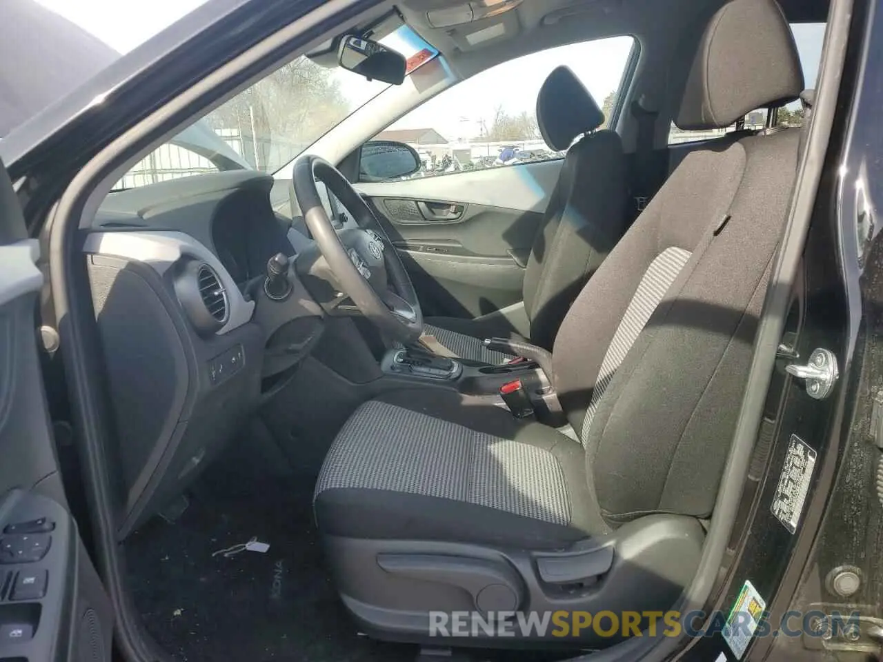 7 Photograph of a damaged car KM8K2CAA3MU717563 HYUNDAI KONA 2021