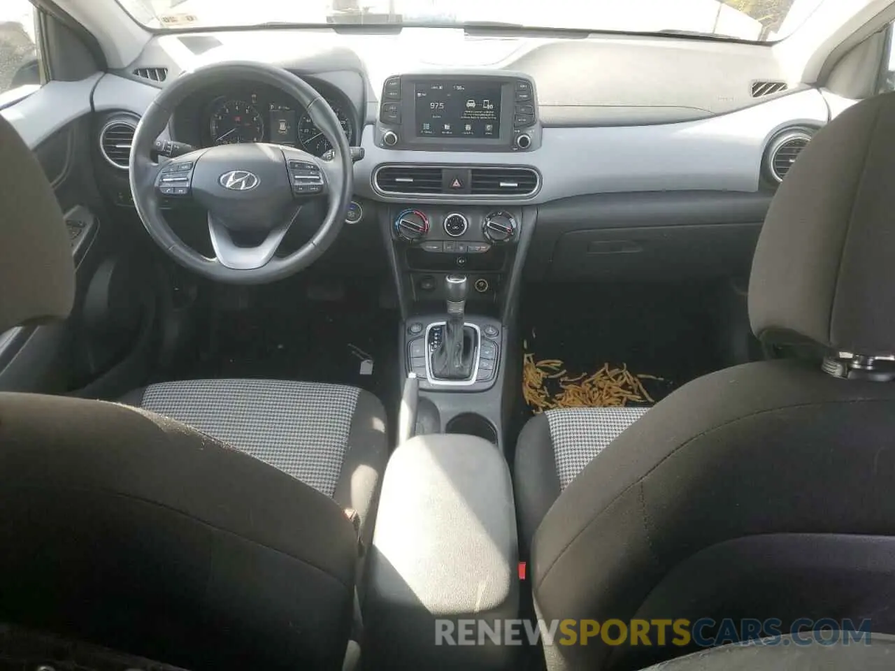 8 Photograph of a damaged car KM8K2CAA3MU717563 HYUNDAI KONA 2021