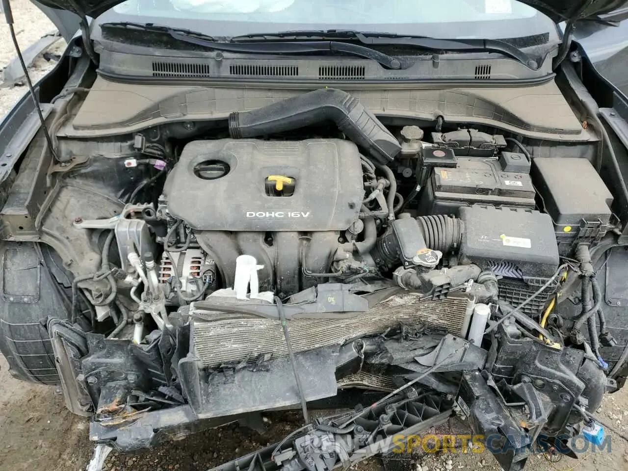 12 Photograph of a damaged car KM8K2CAA4MU622834 HYUNDAI KONA 2021