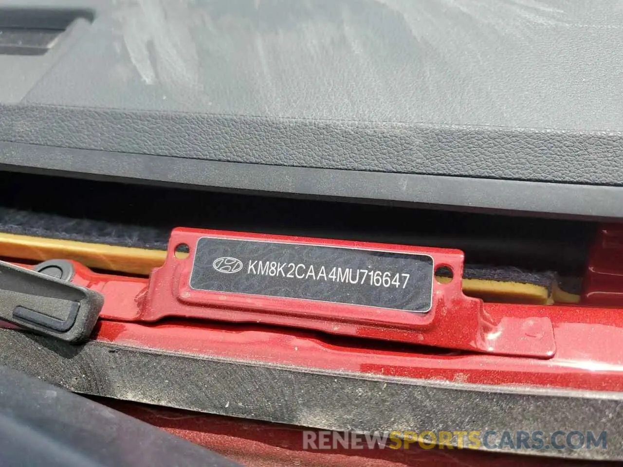 13 Photograph of a damaged car KM8K2CAA4MU716647 HYUNDAI KONA 2021