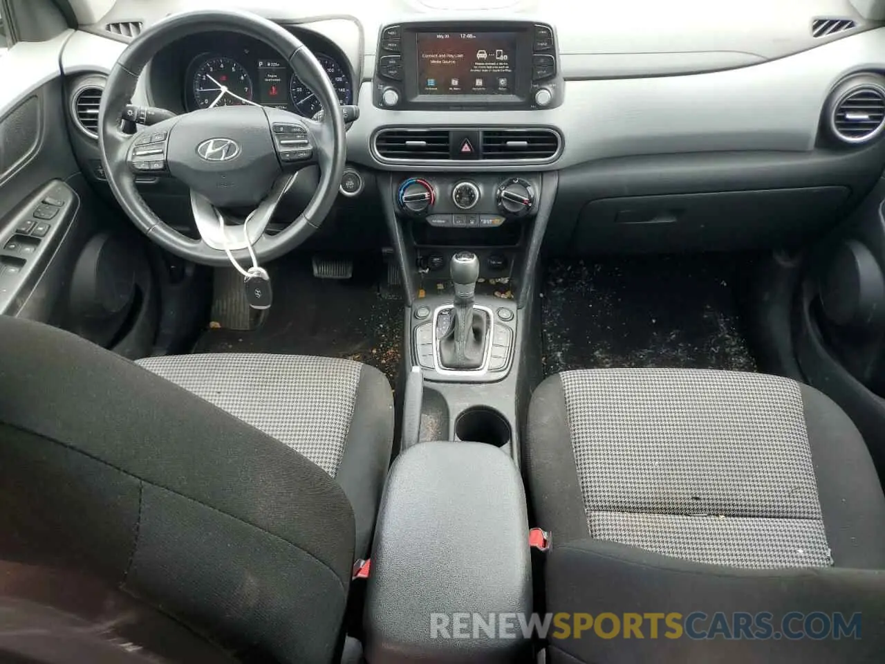8 Photograph of a damaged car KM8K2CAA7MU687130 HYUNDAI KONA 2021