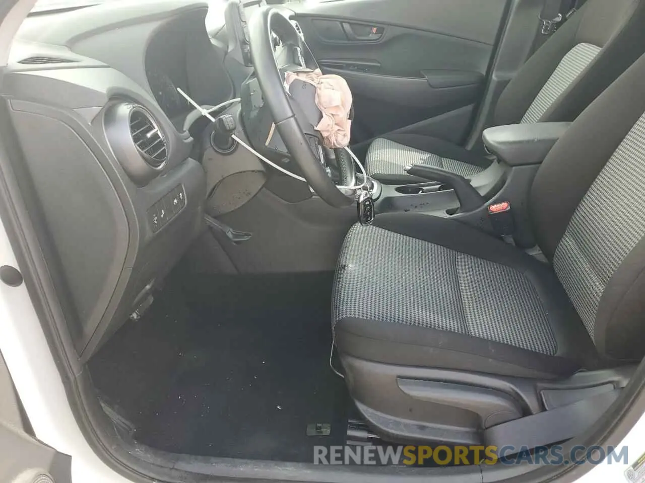 7 Photograph of a damaged car KM8K2CAA8MU599364 HYUNDAI KONA 2021