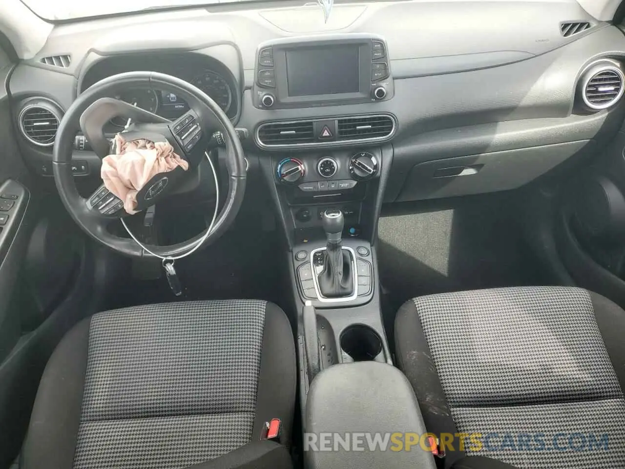 8 Photograph of a damaged car KM8K2CAA8MU599364 HYUNDAI KONA 2021