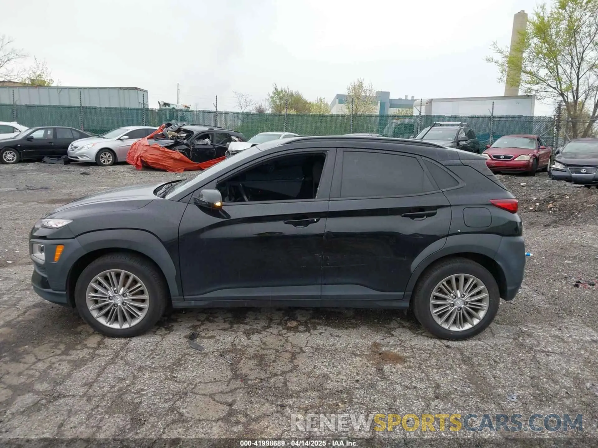13 Photograph of a damaged car KM8K2CAA8MU614249 HYUNDAI KONA 2021