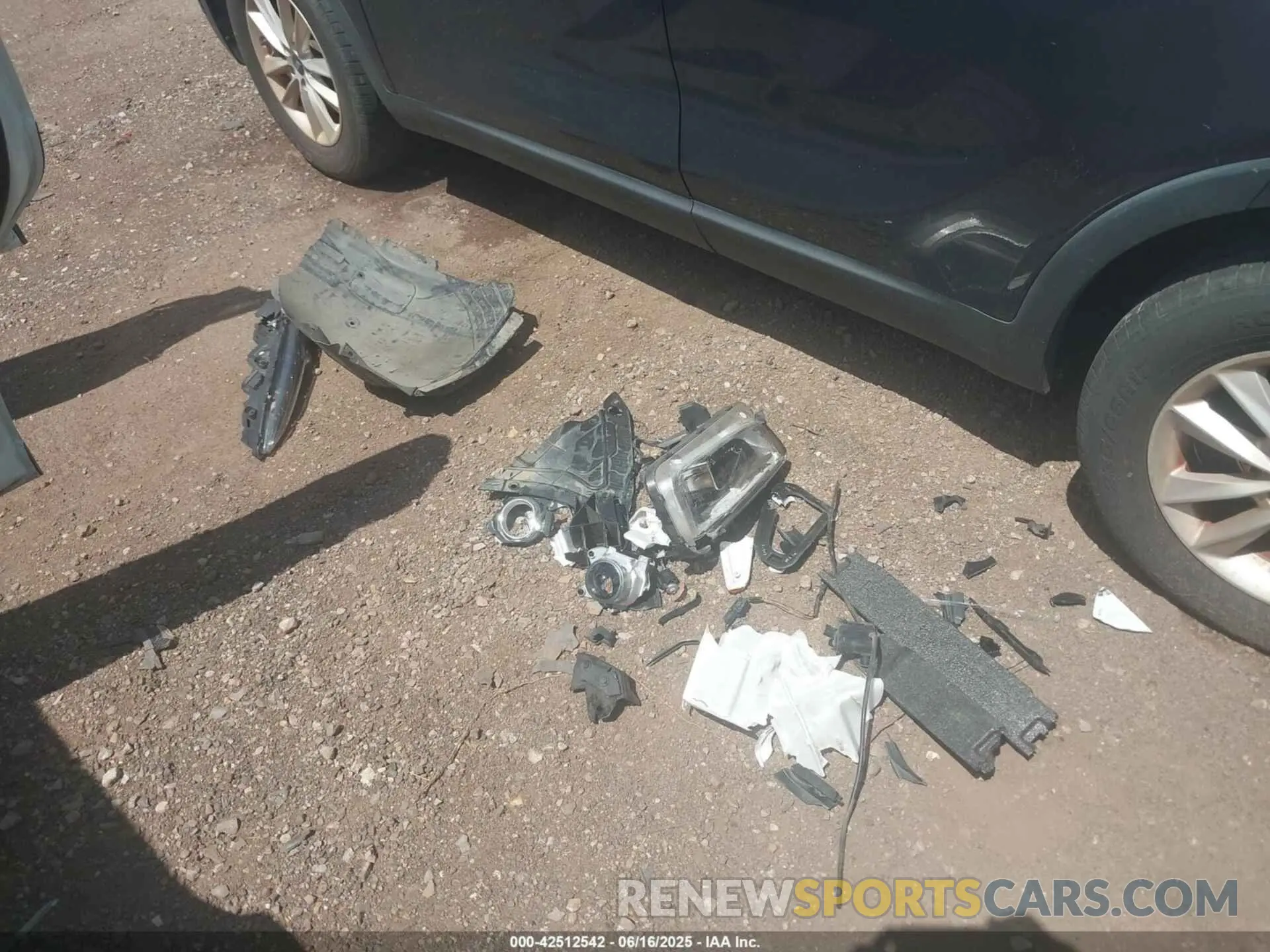12 Photograph of a damaged car KM8K33A50MU661968 HYUNDAI KONA 2021