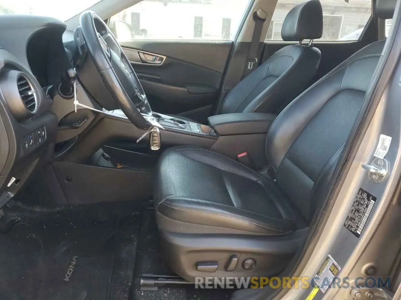7 Photograph of a damaged car KM8K33AG0MU118640 HYUNDAI KONA 2021