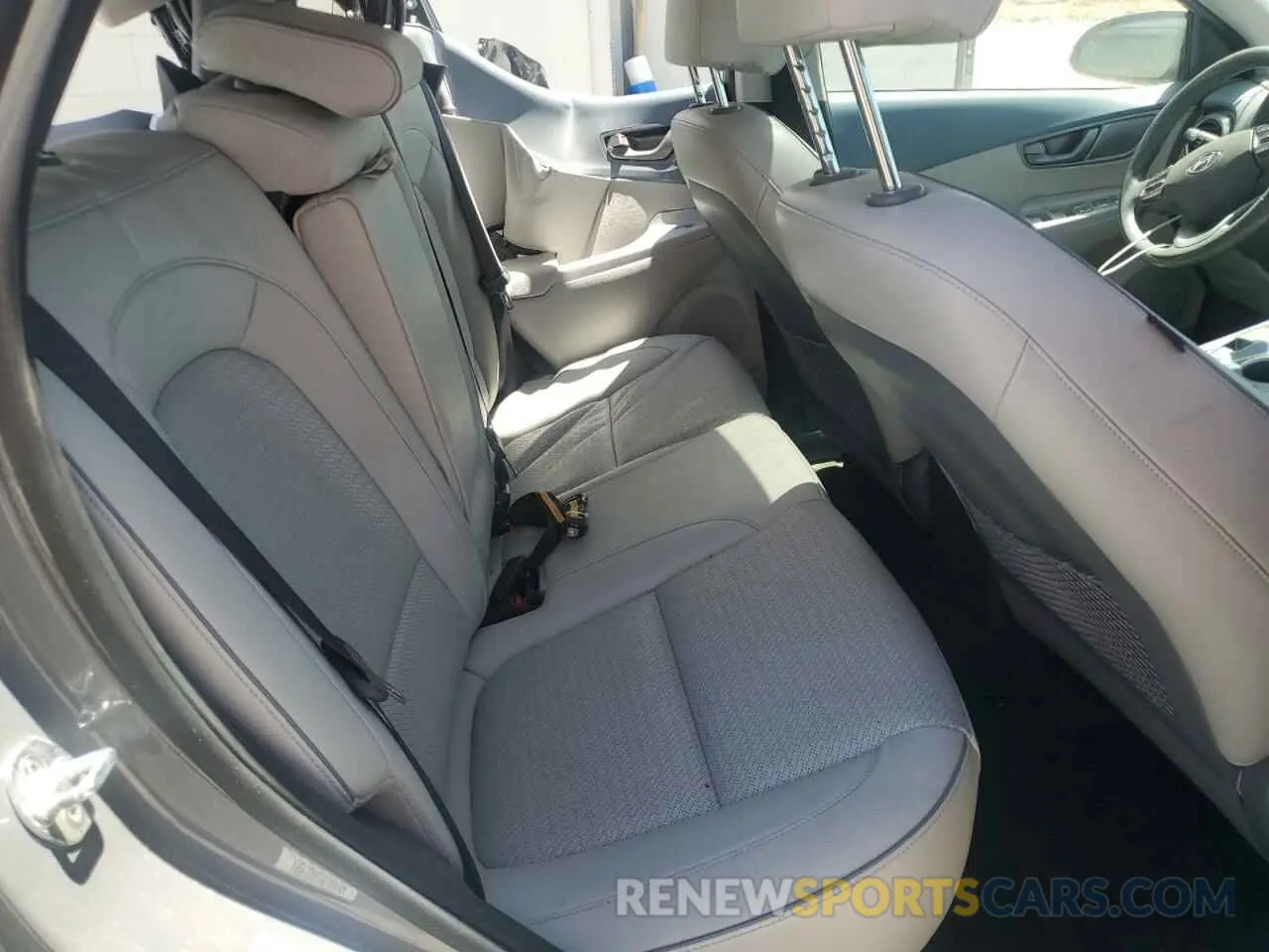 10 Photograph of a damaged car KM8K33AG1MU100356 HYUNDAI KONA 2021