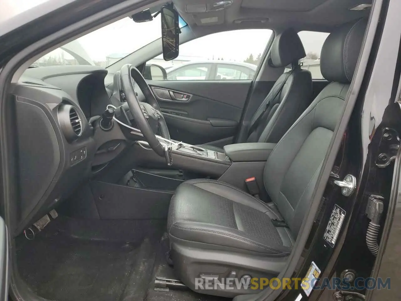 7 Photograph of a damaged car KM8K33AG5MU121176 HYUNDAI KONA 2021