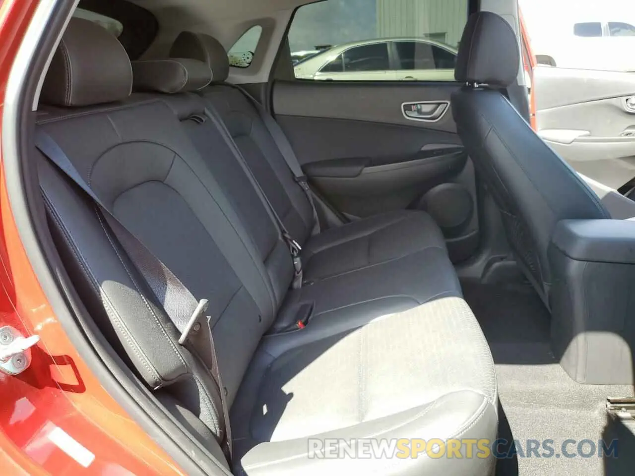 11 Photograph of a damaged car KM8K33AG9MU114019 HYUNDAI KONA 2021