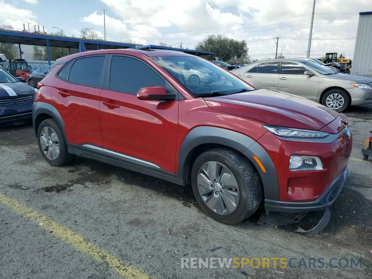 4 Photograph of a damaged car KM8K33AG9MU114019 HYUNDAI KONA 2021