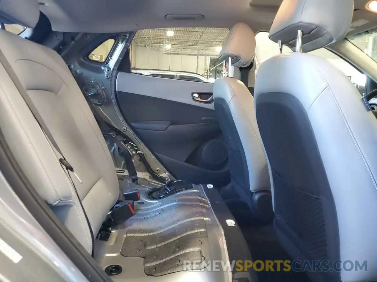 11 Photograph of a damaged car KM8K3CA50MU612642 HYUNDAI KONA 2021