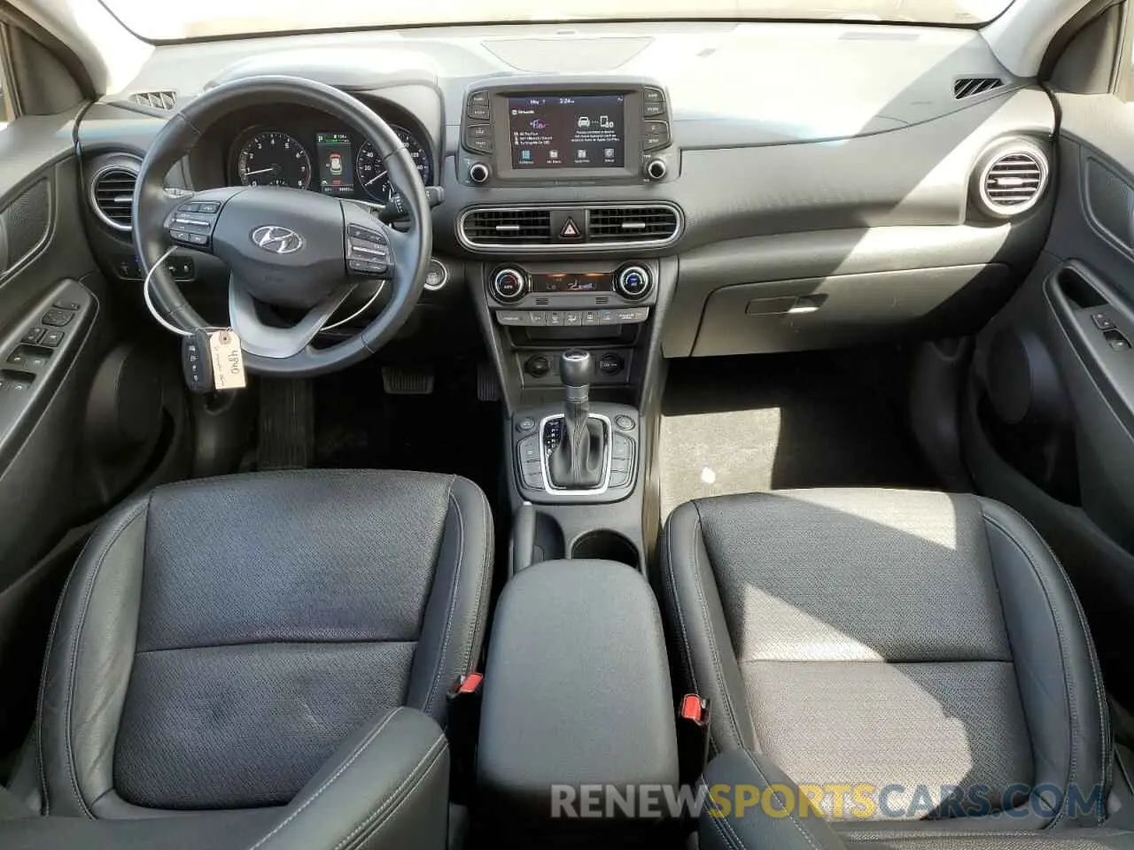 8 Photograph of a damaged car KM8K3CA50MU723174 HYUNDAI KONA 2021