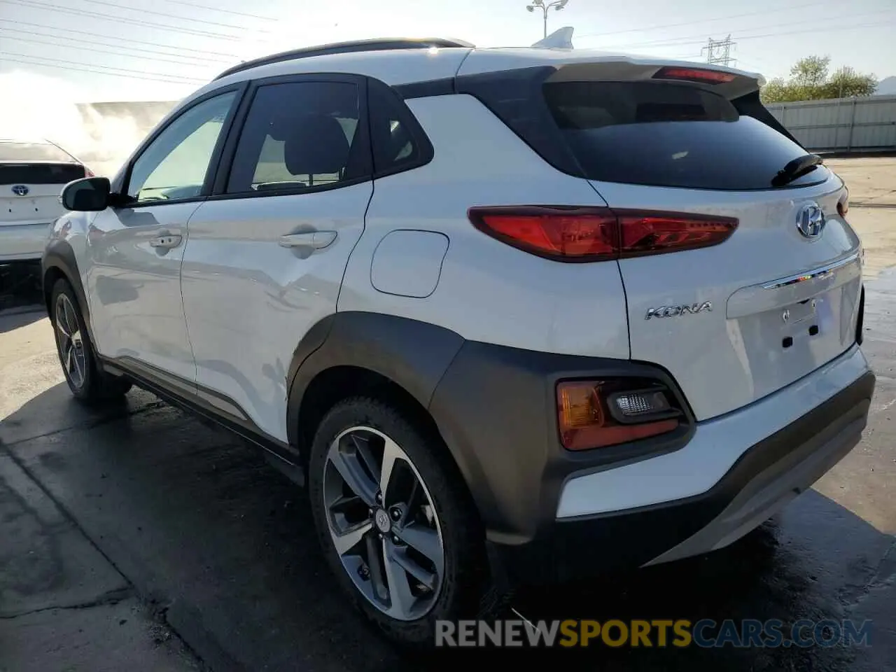 2 Photograph of a damaged car KM8K3CA51MU630521 HYUNDAI KONA 2021