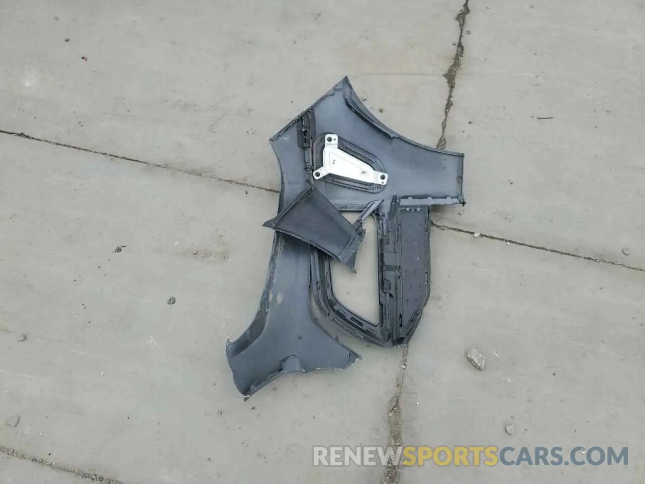 12 Photograph of a damaged car KM8K3CA51MU692033 HYUNDAI KONA 2021