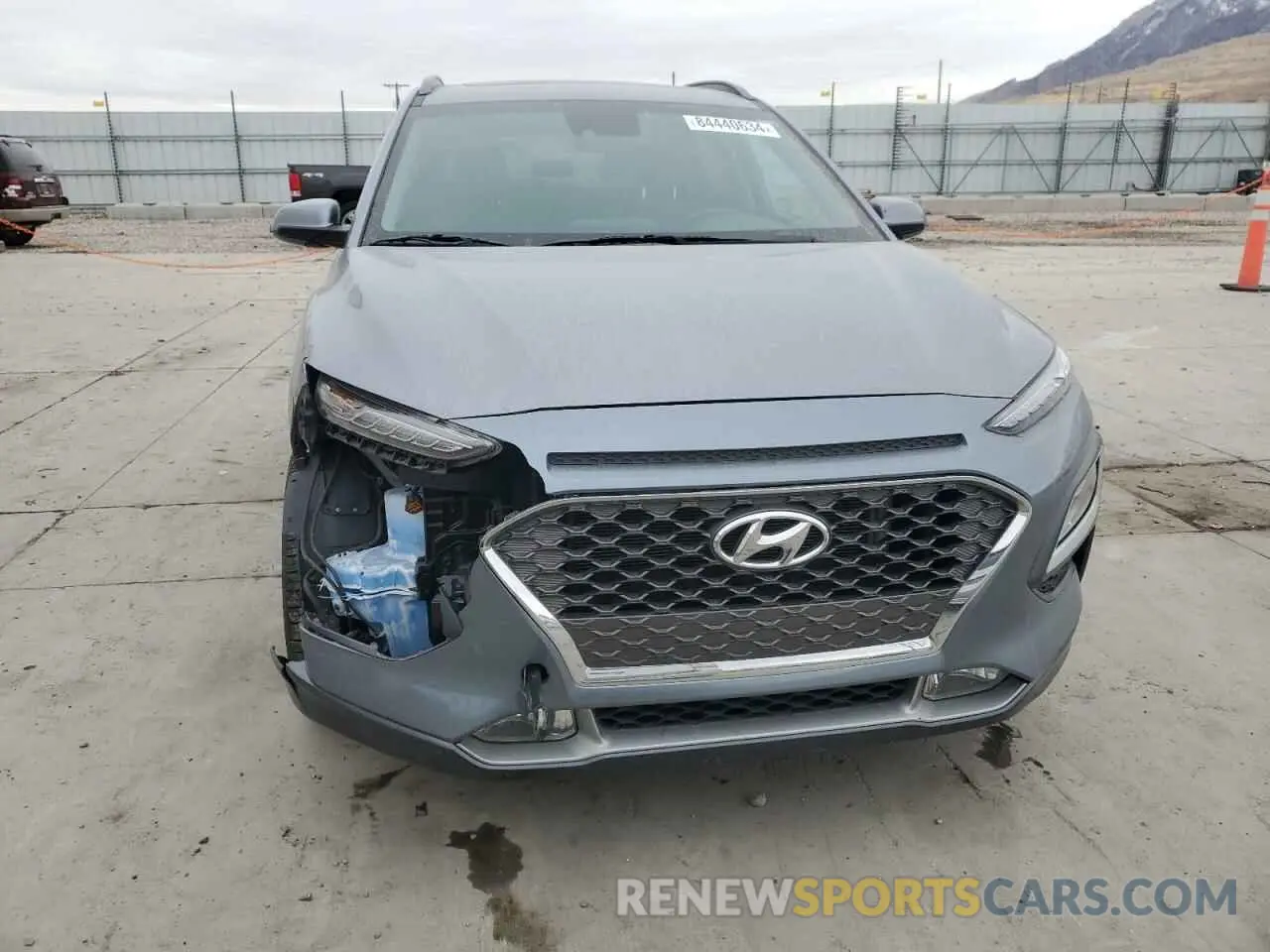 5 Photograph of a damaged car KM8K3CA51MU692033 HYUNDAI KONA 2021