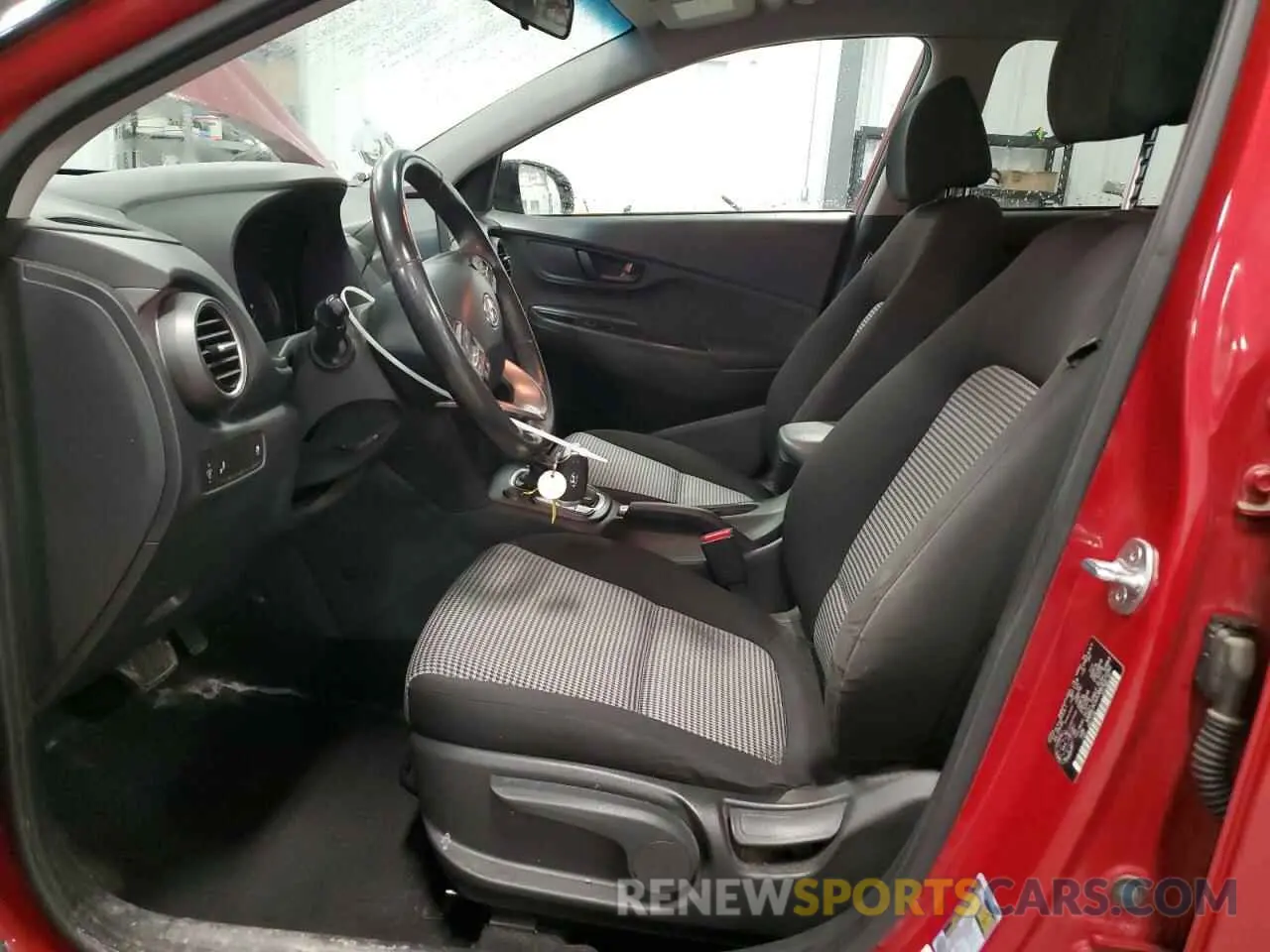 7 Photograph of a damaged car KM8K3CA53MU637292 HYUNDAI KONA 2021