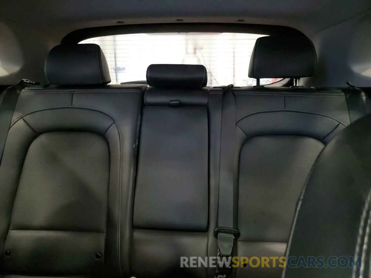 10 Photograph of a damaged car KM8K3CA54MU599751 HYUNDAI KONA 2021