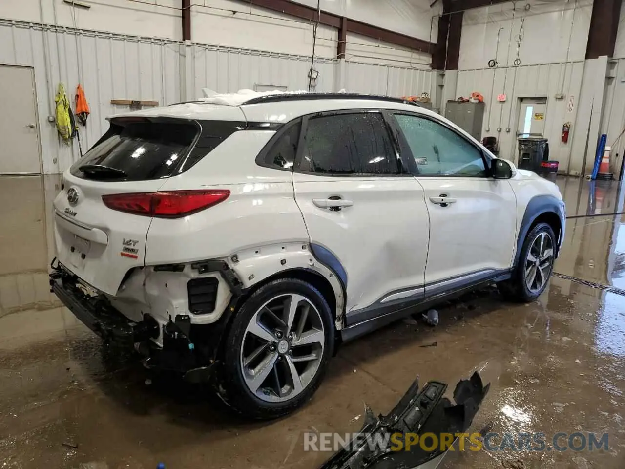 3 Photograph of a damaged car KM8K3CA54MU599751 HYUNDAI KONA 2021