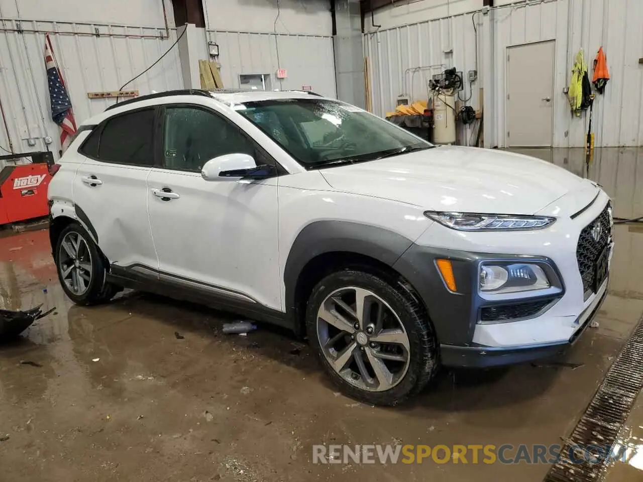 4 Photograph of a damaged car KM8K3CA54MU599751 HYUNDAI KONA 2021