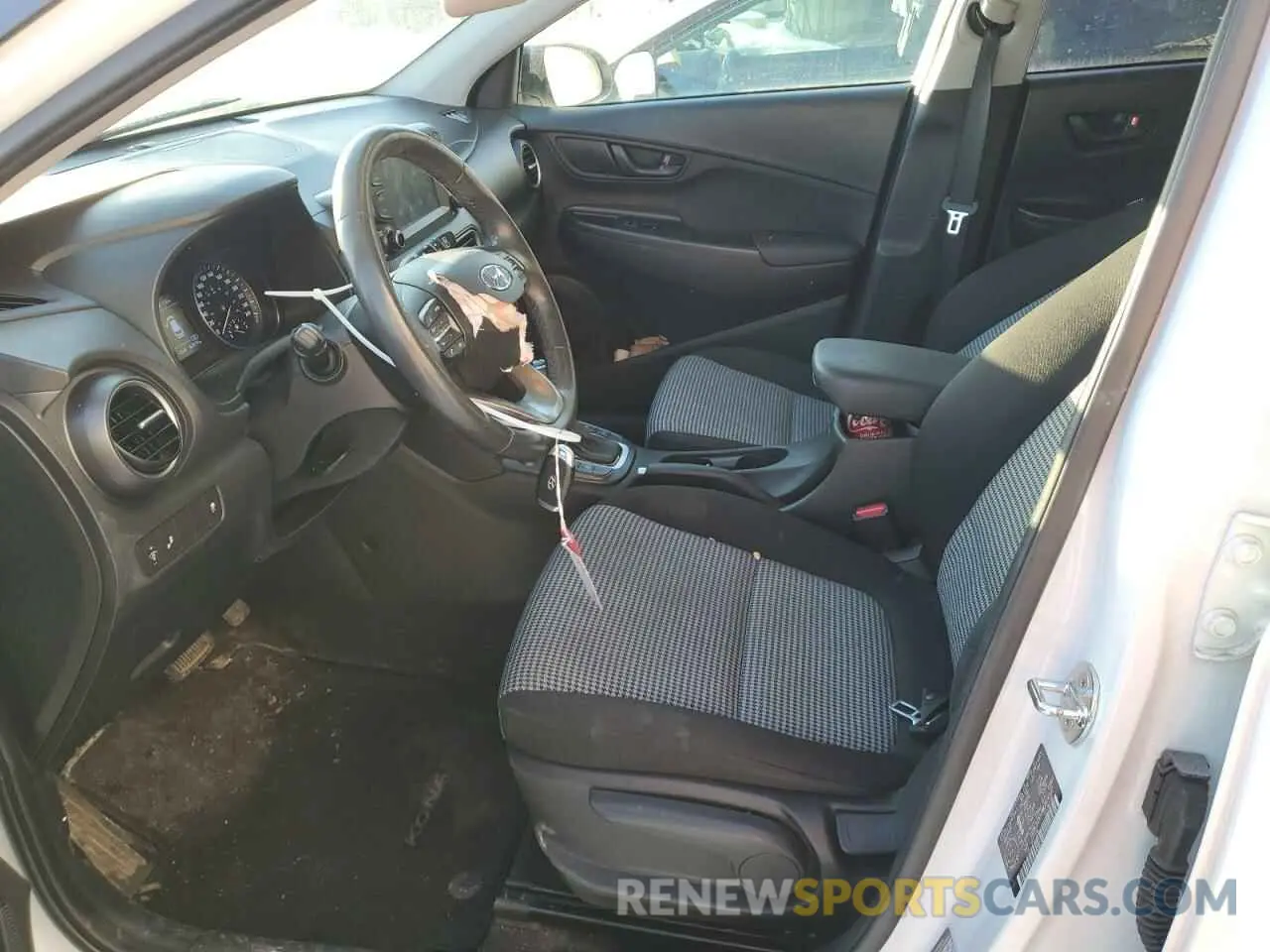 7 Photograph of a damaged car KM8K3CA55MU666423 HYUNDAI KONA 2021