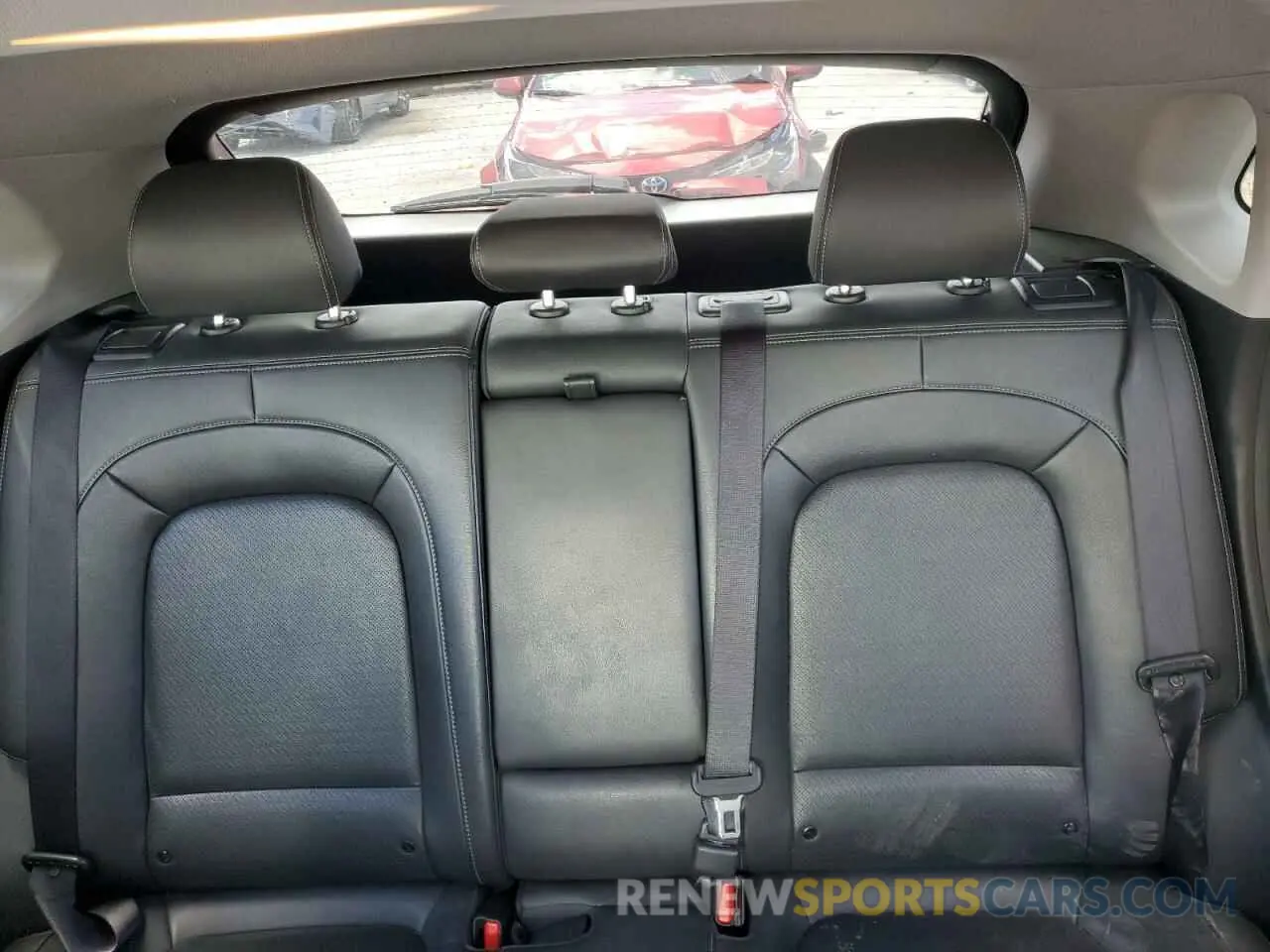 10 Photograph of a damaged car KM8K53A51MU638712 HYUNDAI KONA 2021