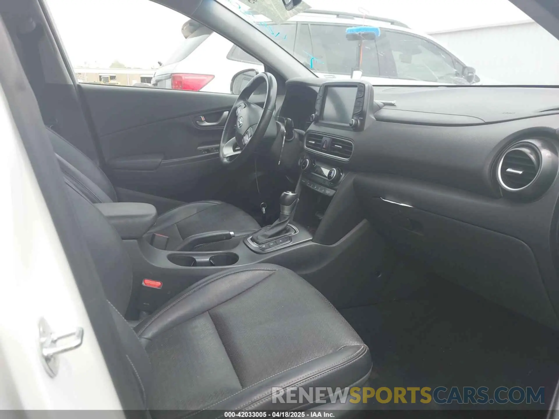 5 Photograph of a damaged car KM8K53A57MU715874 HYUNDAI KONA 2021