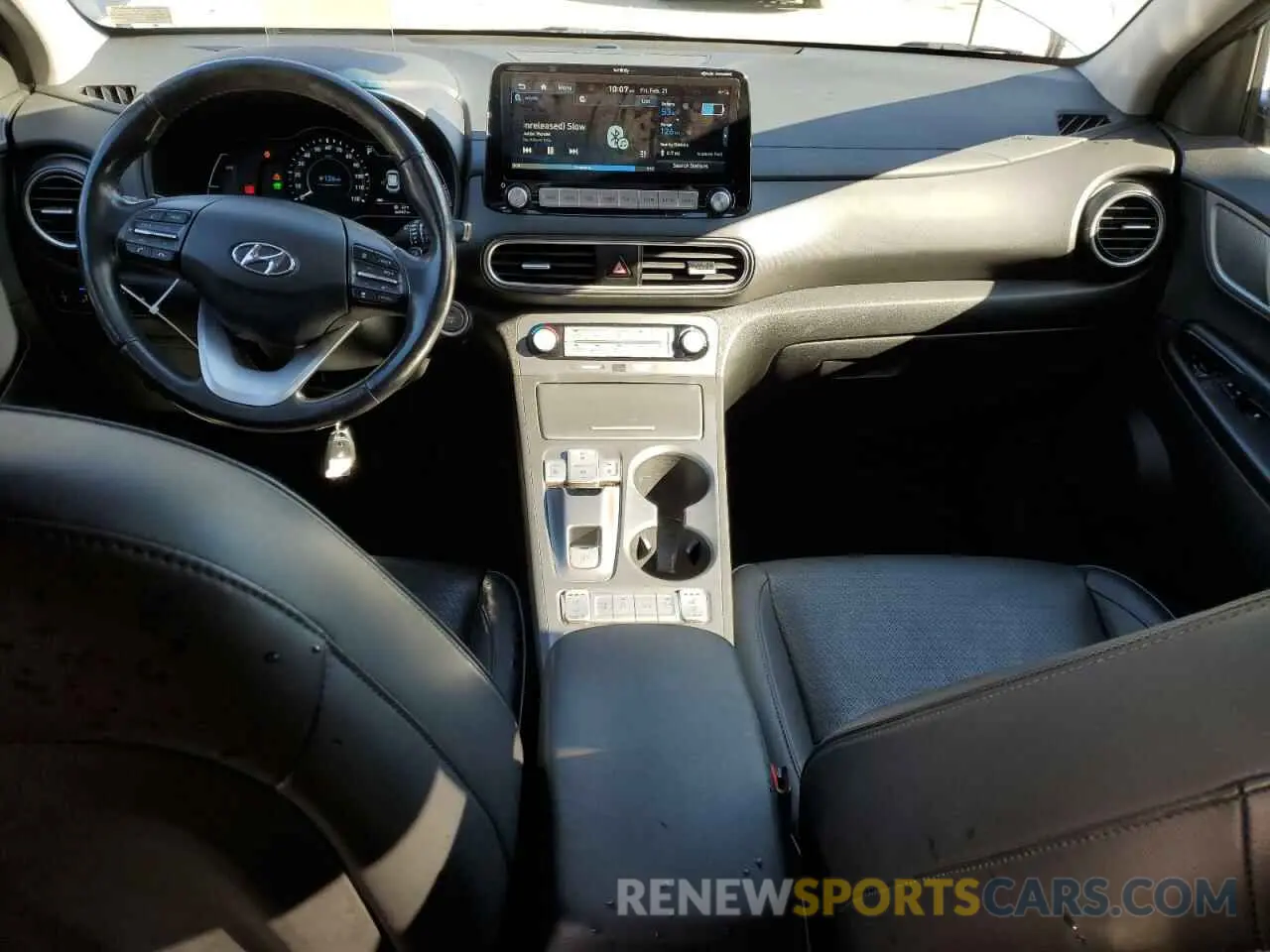 8 Photograph of a damaged car KM8K53AG1MU125414 HYUNDAI KONA 2021