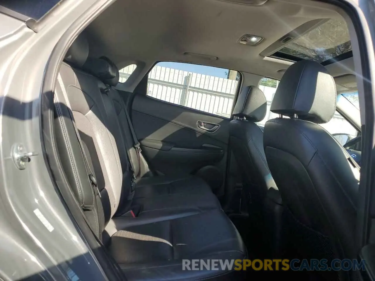 11 Photograph of a damaged car KM8K53AG3MU127052 HYUNDAI KONA 2021